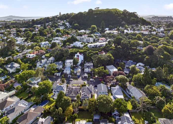  at 18 Charlton Avenue, Mount Eden, Auckland City, Auckland