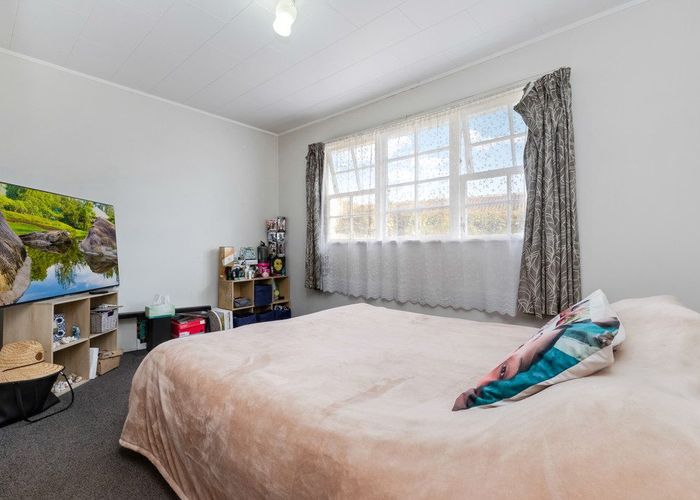  at 100 Hillcrest Road, Papatoetoe, Manukau City, Auckland