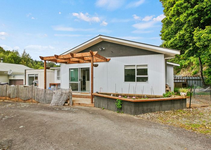  at 117J Seaview Road, Westown, New Plymouth
