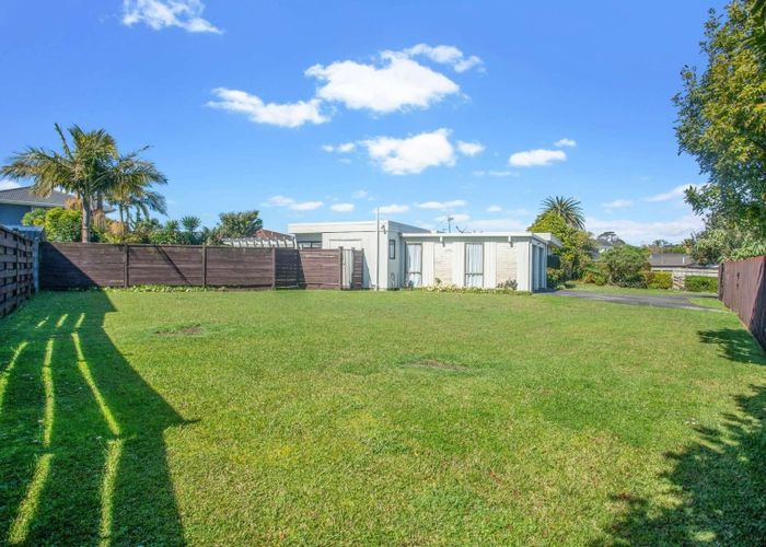  at 21A Bramley Drive, Farm Cove, Auckland