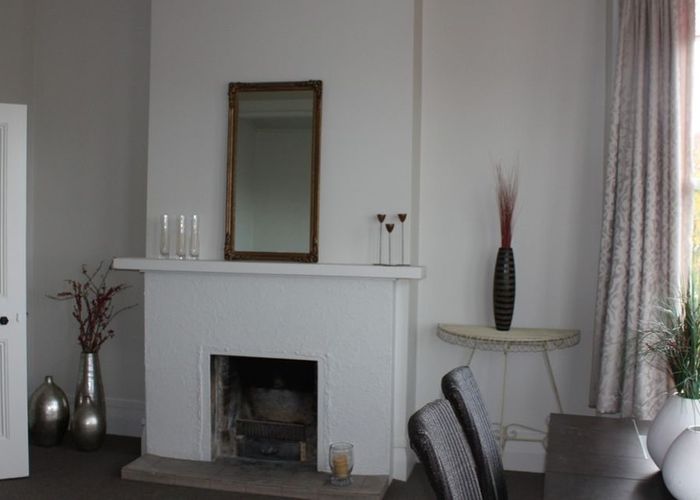  at 5 Elm Row, Dunedin Central, Dunedin
