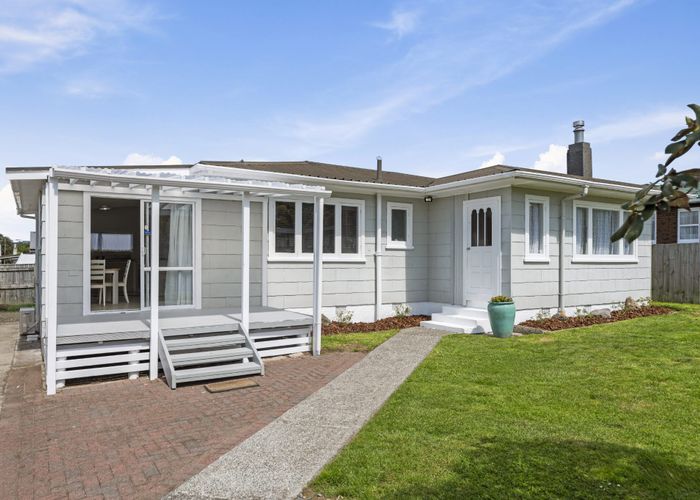  at 4 Ross Road, Western Heights, Rotorua