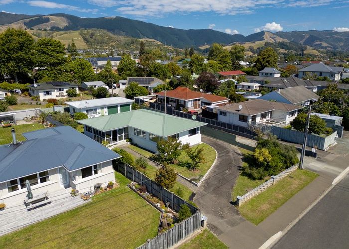  at 9 Black Street, Stoke, Nelson, Nelson / Tasman