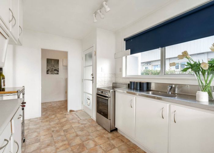  at Glenfield, North Shore City, Auckland