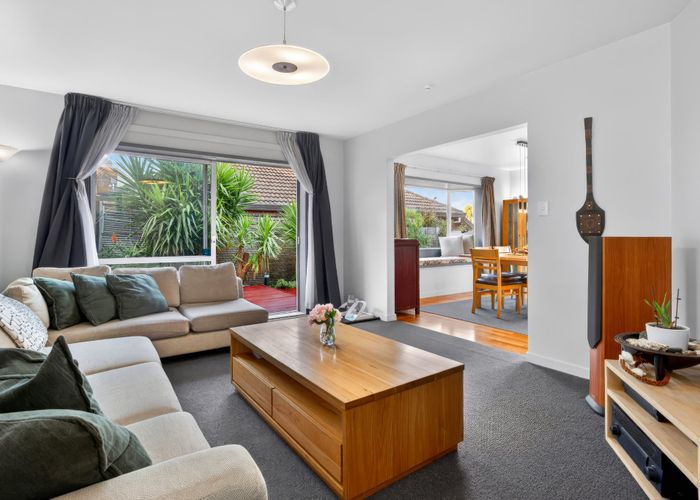  at 86 Crestview Place, Browns Bay, North Shore City, Auckland