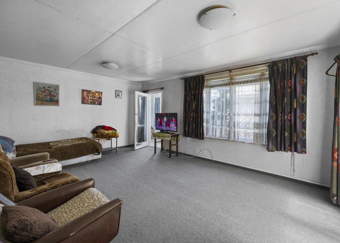  at 102 Frederick Street East, Mayfair, Hastings, Hawke's Bay