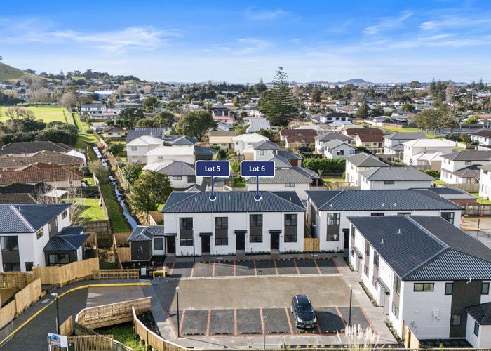  at Lot 6, 32 Tapuwae Way, Mangere Bridge, Manukau City, Auckland