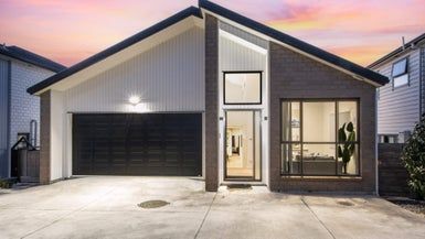  at 28 Bushfield Drive, Flat Bush, Auckland