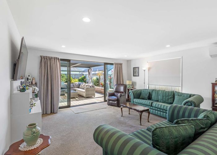  at 118 Chinnerys Road, Woodend, Woodend