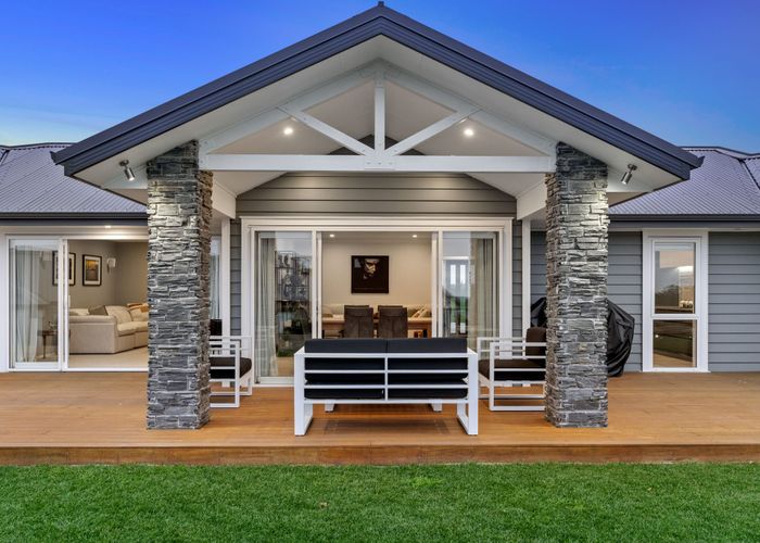  at 4 Kerr Crescent, Patumahoe, Franklin, Auckland