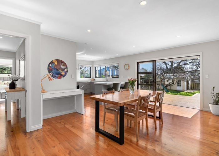  at 100 First View Avenue, Beachlands, Manukau City, Auckland