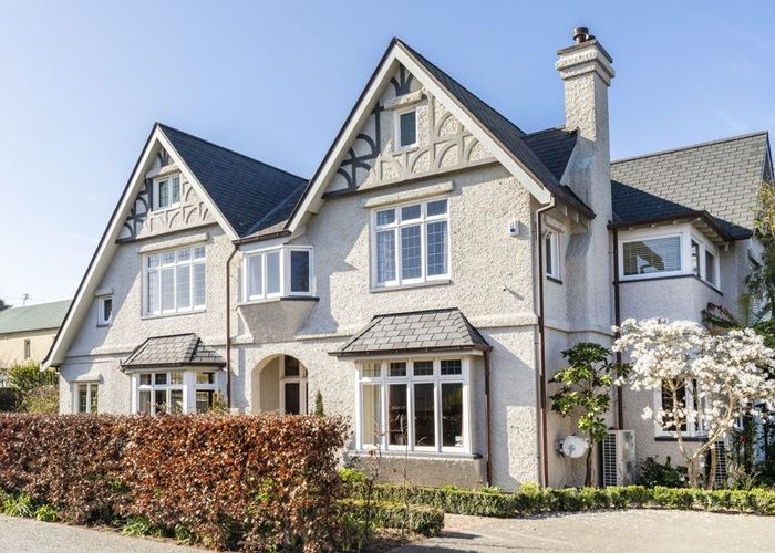  at 39 Holly Road, St Albans, Christchurch