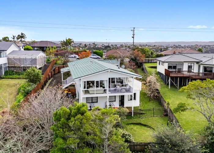  at 109 Luckens Road, West Harbour, Auckland