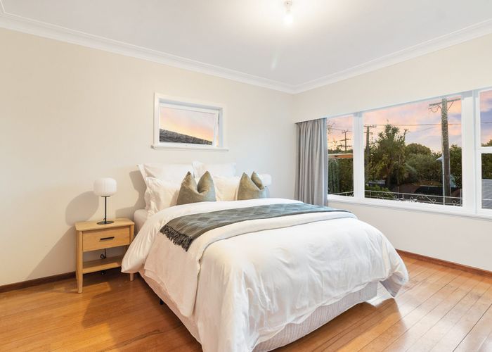 at 3 Pasadena Avenue, Point Chevalier, Auckland City, Auckland
