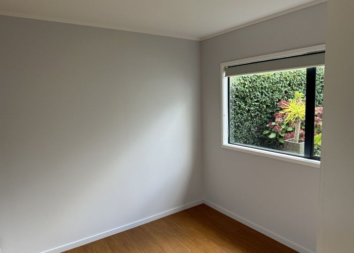  at 5 Angeline Place, Massey, Auckland