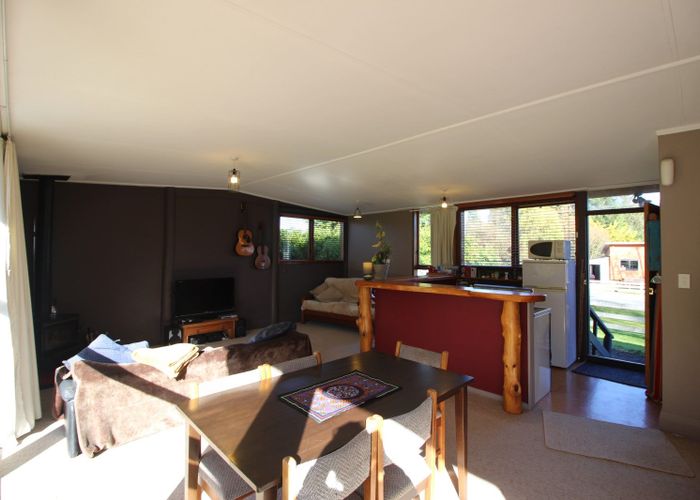  at 19 Piwari Street, Rangataua