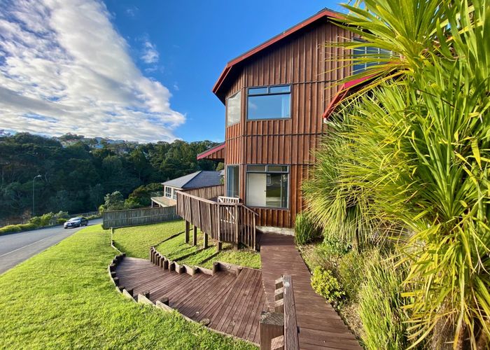  at 103 Island Bay Road, Beach Haven, Auckland