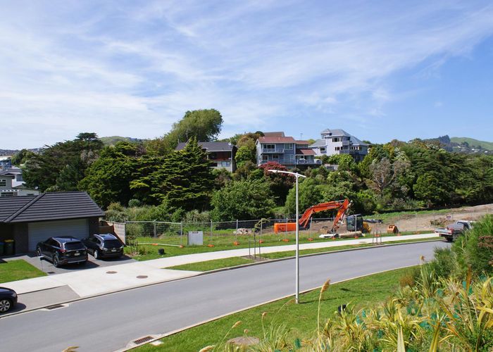 For sale 2 Tradewinds Drive, Whitby, Porirua, Wellington homes.co.nz