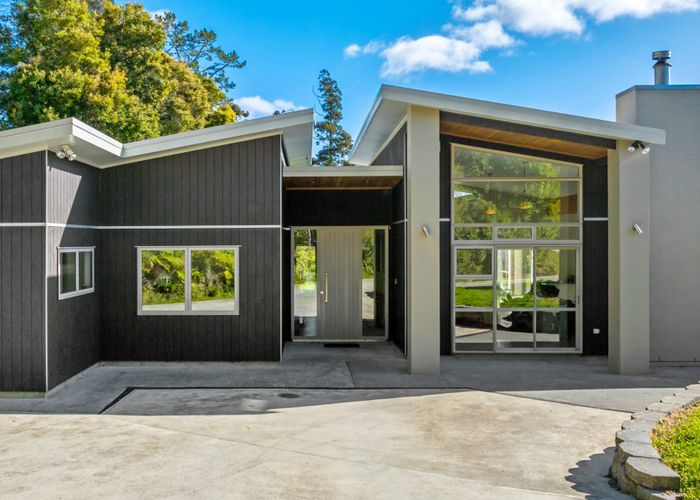  at 269 Okura River Road, Albany