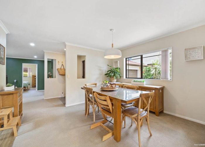  at 10 Murrayfield Lane, The Gardens, Manukau City, Auckland