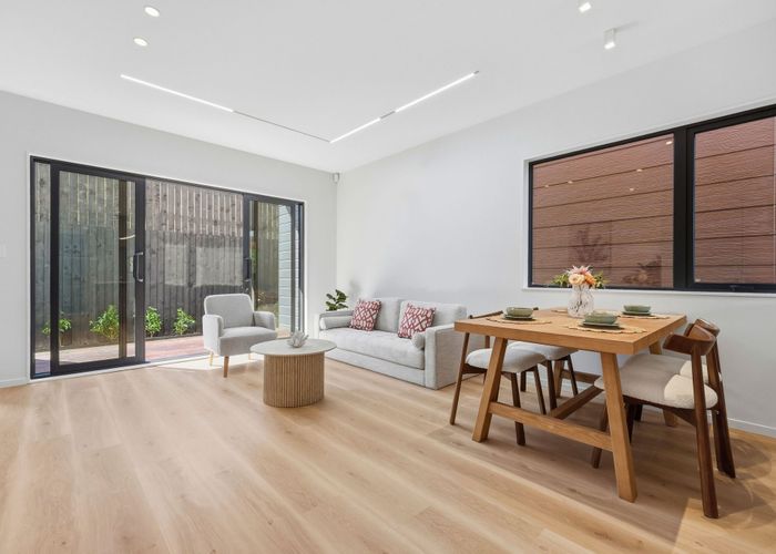  at Lot 4/30 Kiteroa Terrace, Rothesay Bay, North Shore City, Auckland