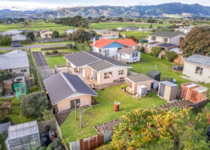  at 31 Gawler Street, Te Horo Beach