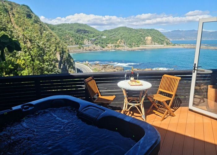  at 114 The Esplanade, Houghton Bay, Wellington, Wellington