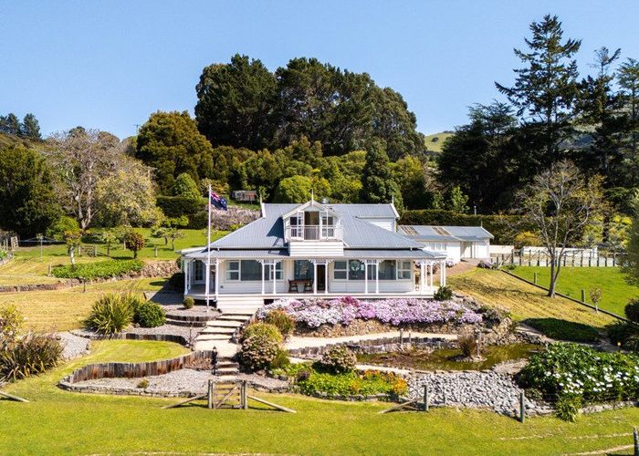 at 13 Moores Road, French farm, Akaroa, Banks Peninsula, Canterbury