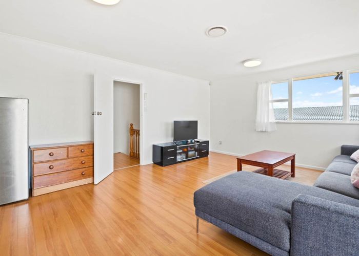  at 40 Target Road, Totara Vale, North Shore City, Auckland