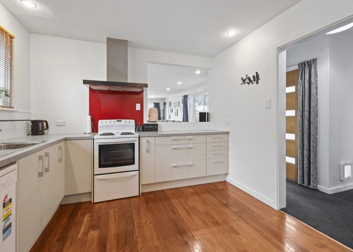  at 1/204 Greers Road, Bryndwr, Christchurch City, Canterbury