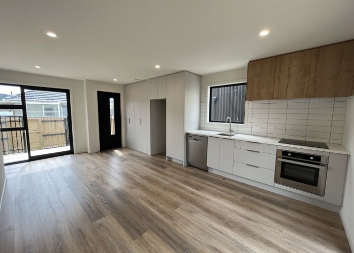  at 4/7 Wainuiomata Road, Wainuiomata, Lower Hutt