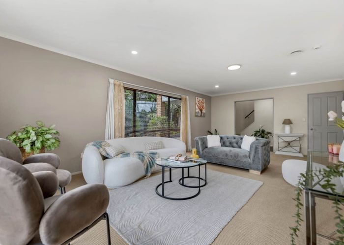  at 60 Crossandra Drive, Mangere, Auckland