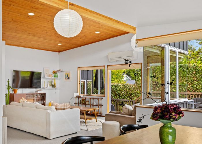  at 190A Hutchinson Avenue, New Lynn, Waitakere City, Auckland