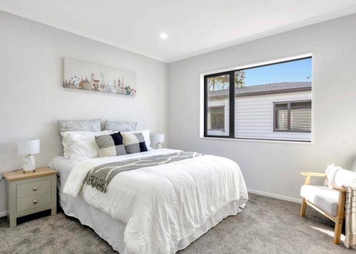 at 4/1 Brough Road, Manurewa East, Manukau City, Auckland