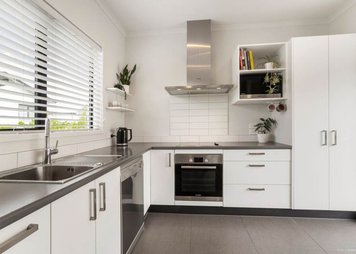  at 8 Saltmarsh Road, Hobsonville, Waitakere City, Auckland