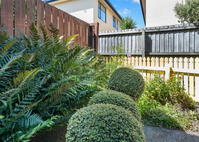  at 1/555 Cashel Street, Linwood, Christchurch City, Canterbury