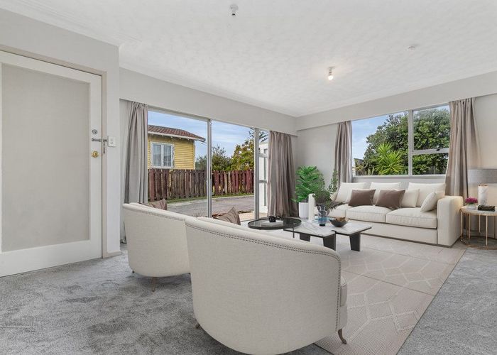  at 1/3149 Great North Road, New Lynn, Waitakere City, Auckland