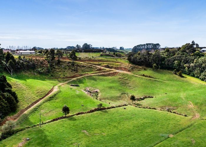  at 574 Smart Road, Hillsborough, New Plymouth