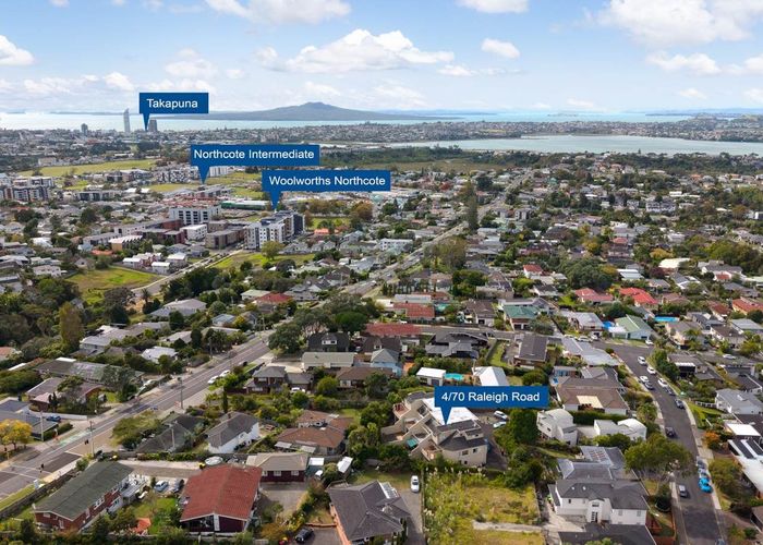  at 4/70 Raleigh Road, Northcote, North Shore City, Auckland