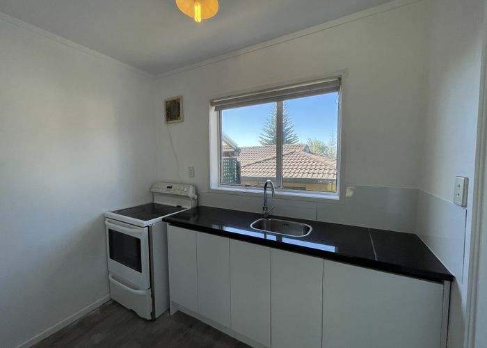  at 5/51 Rimu St, New Lynn, Waitakere City, Auckland