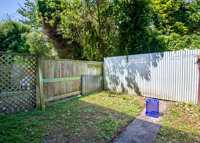  at 5/23 Collins Avenue, Tawa, Wellington