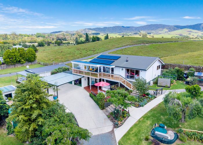  at 32 Bays Road, Orere Point, Manukau City, Auckland