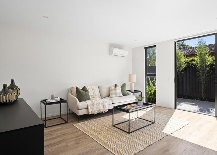  at 2/42 Dickens Street, Addington, Christchurch City, Canterbury