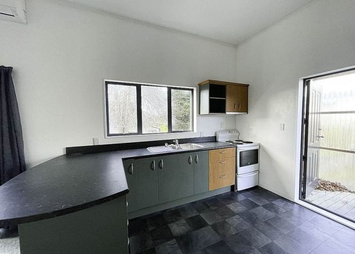  at 127A Lancaster Road, Beach Haven, North Shore City, Auckland