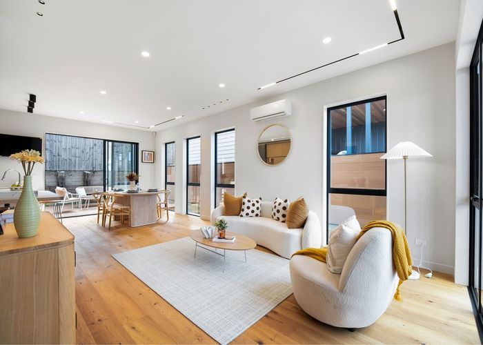  at 7/8 Park Rise, Campbells Bay, North Shore City, Auckland