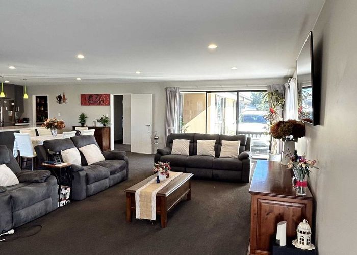  at 194 Burwood Road, Burwood, Christchurch City, Canterbury