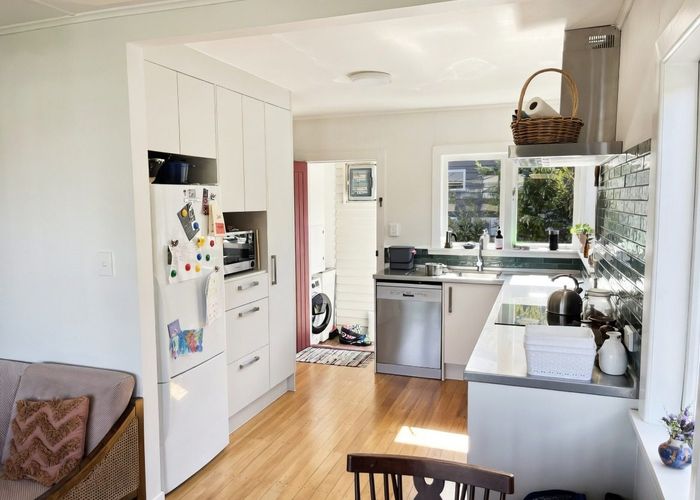  at Northcote, North Shore City, Auckland