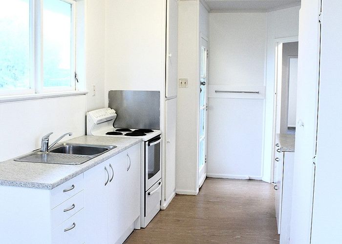  at 40 Ashgrove Road, Mangere, Auckland