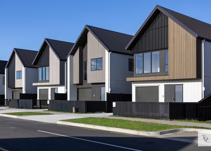  at 11 Shropshire Street, Karaka, Franklin, Auckland