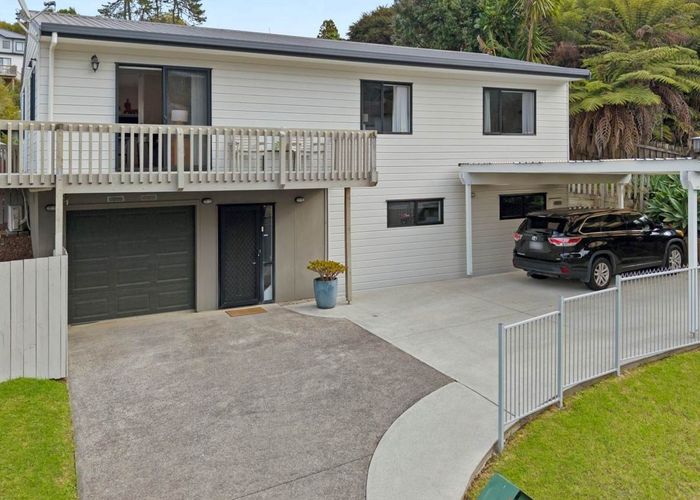  at 66 Topliss Drive, Northcross, Auckland